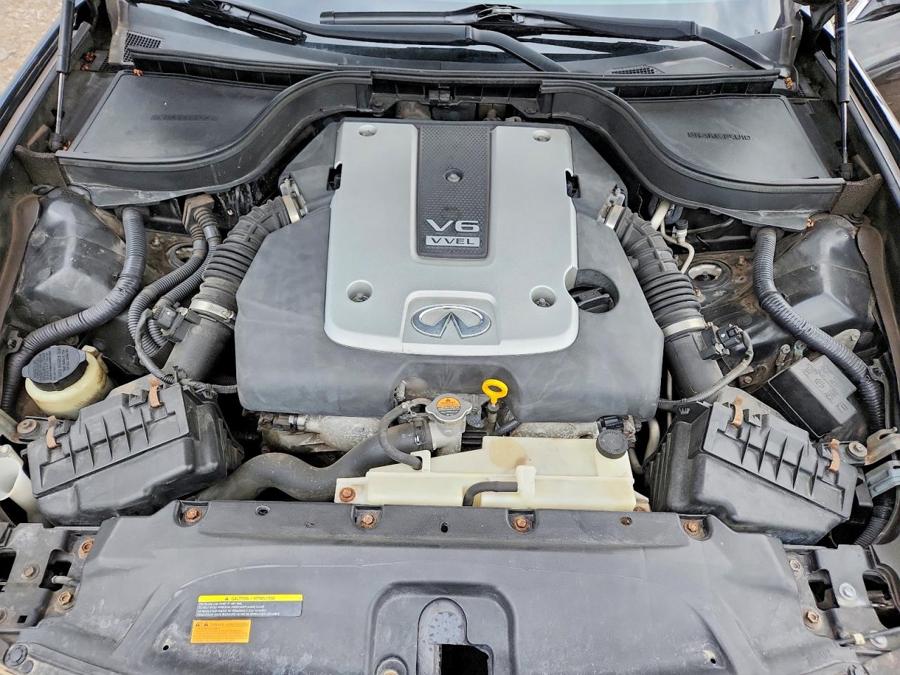 INFINITI Q40 Base Base