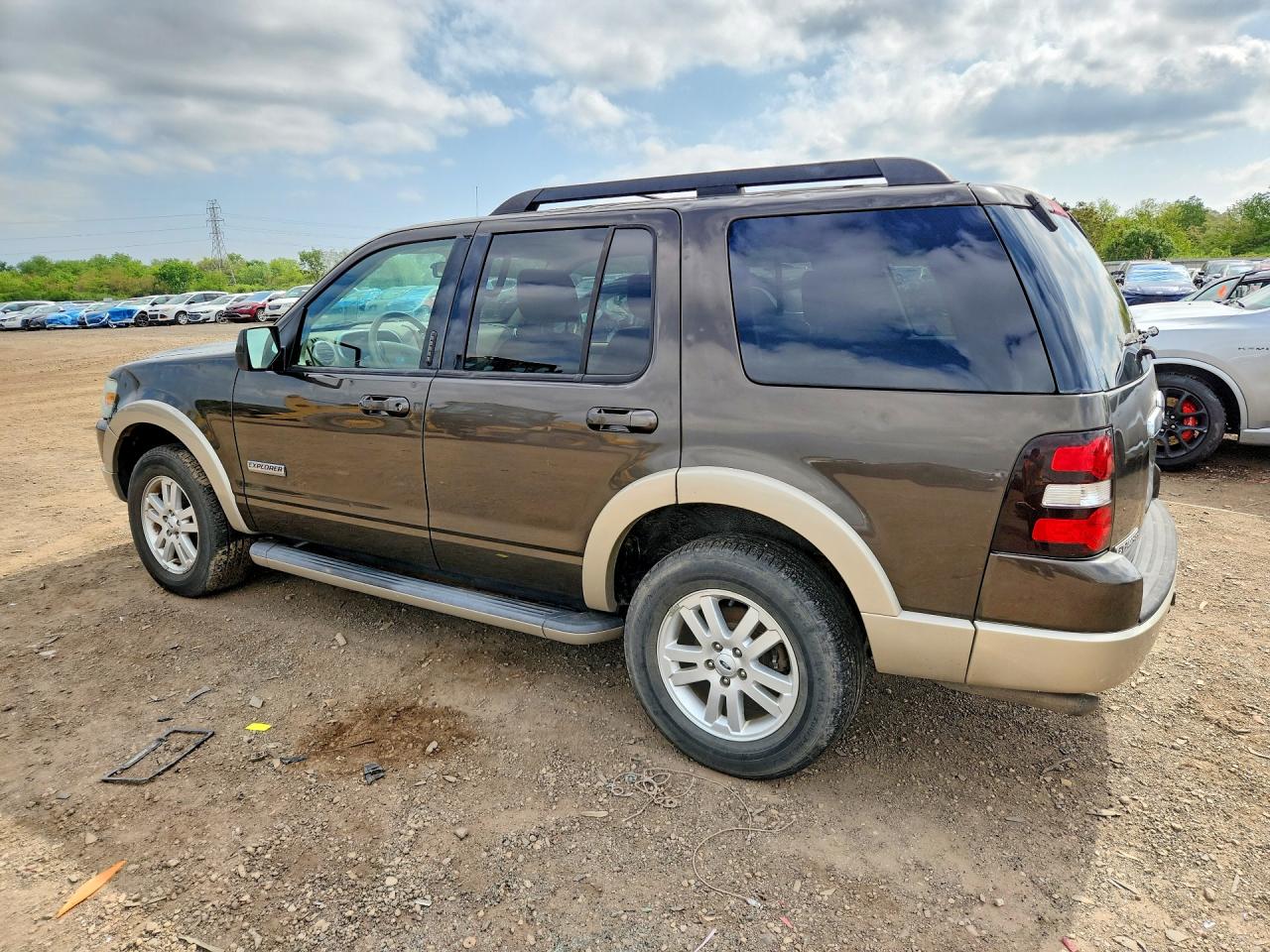 Ford Explorer Eddie Bauer