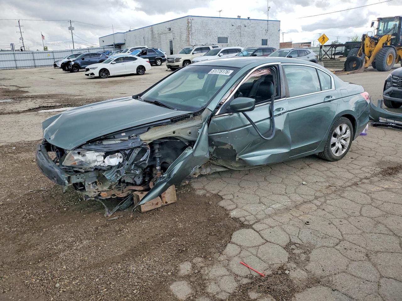 Salvage Honda Accord Image