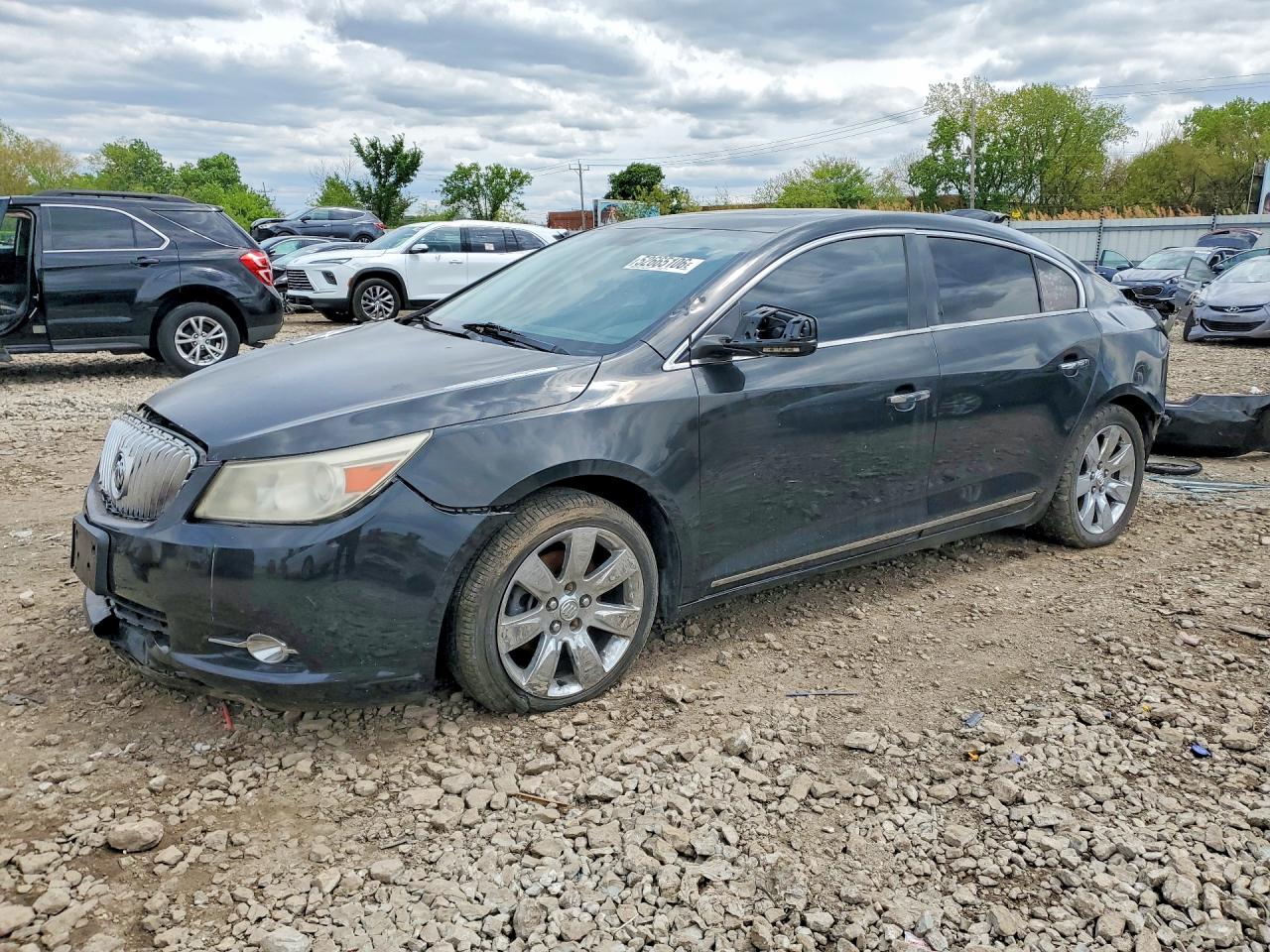 Salvage Buick LaCrosse Image