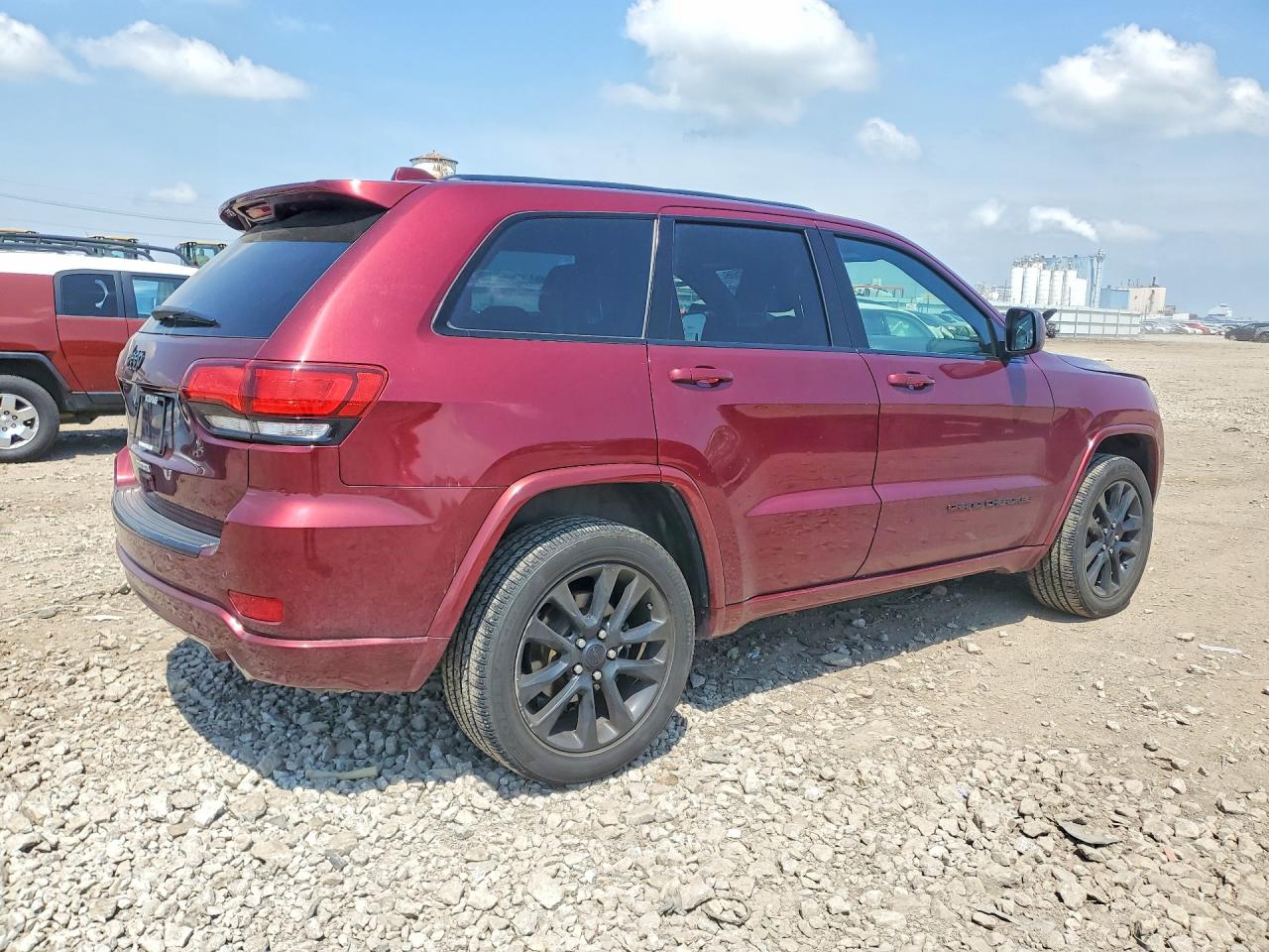 Jeep Grand Cherokee Laredo