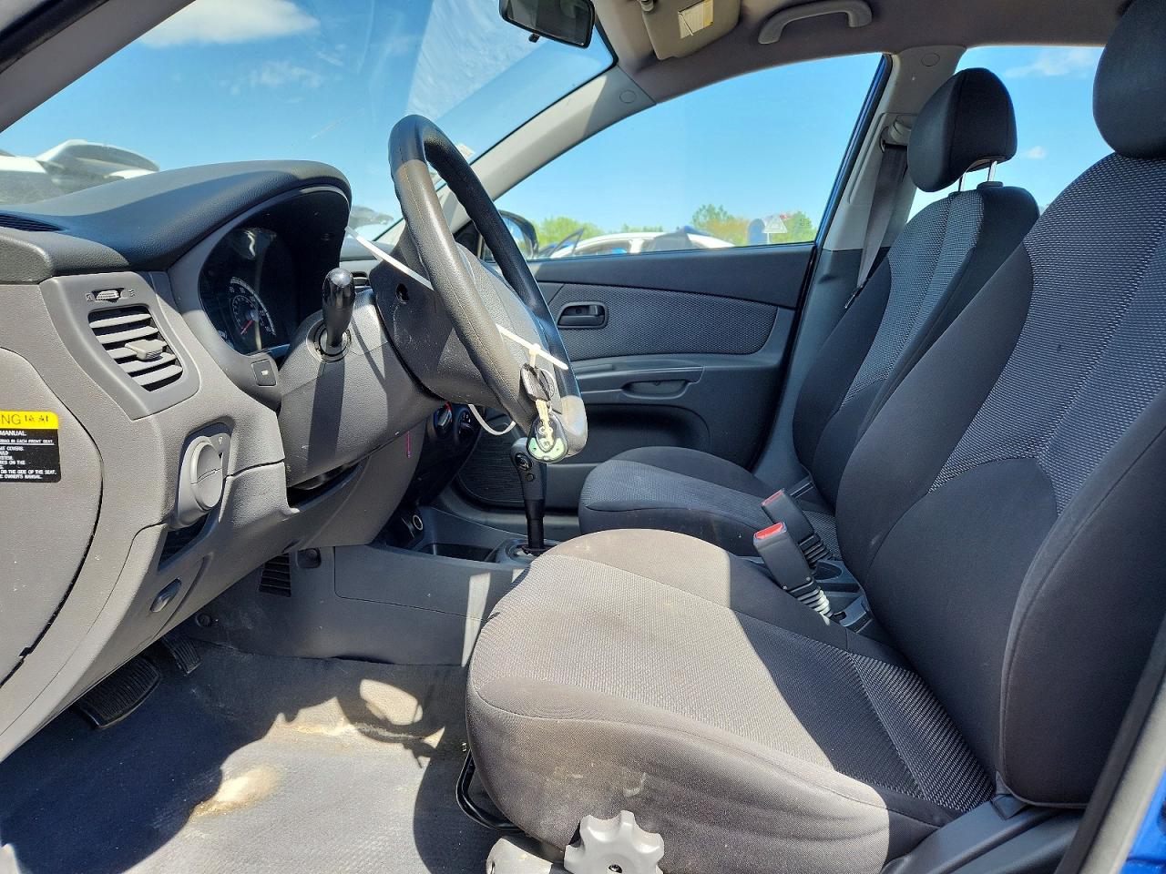 Kia Rio Base