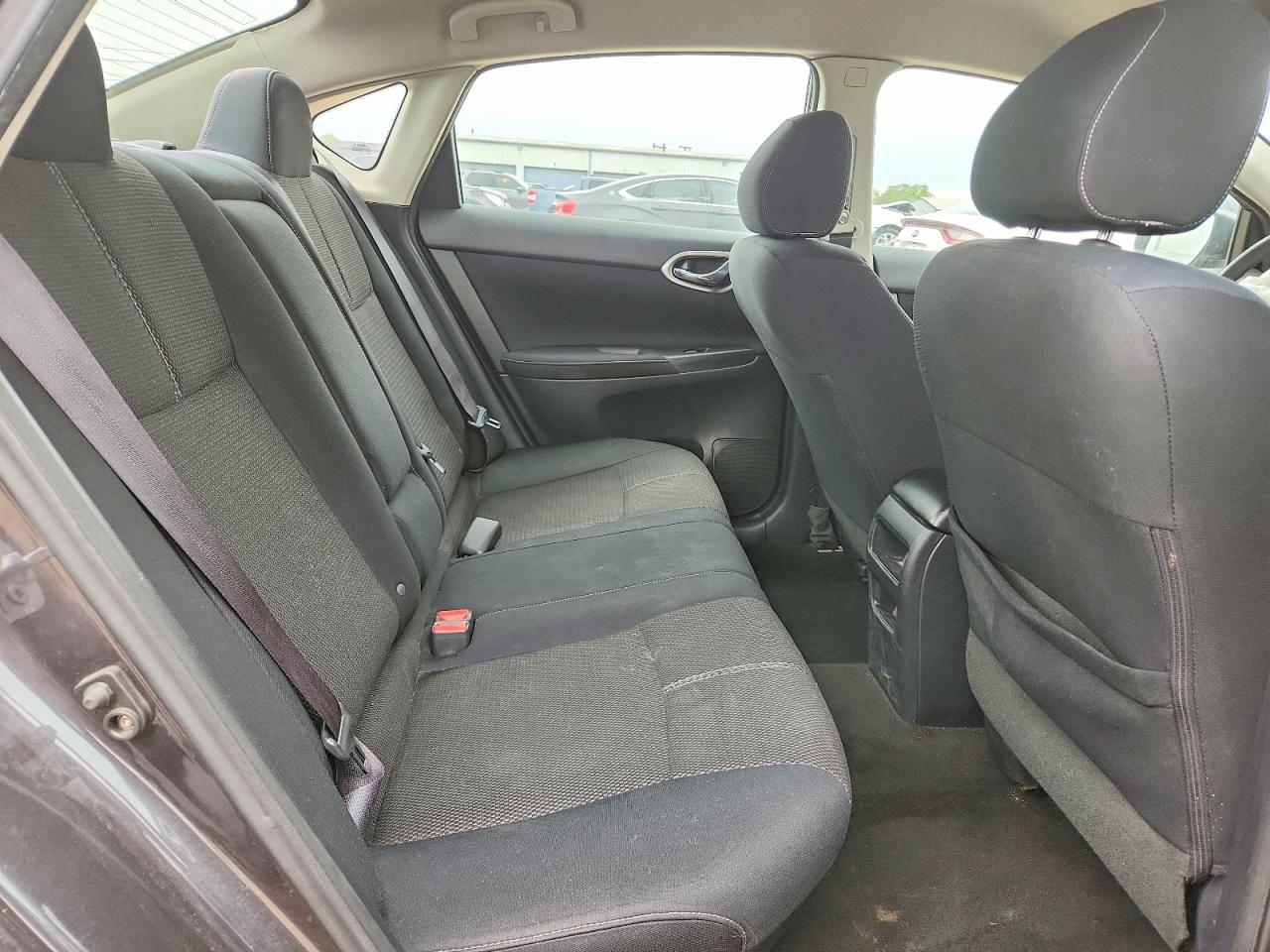 Nissan Sentra S