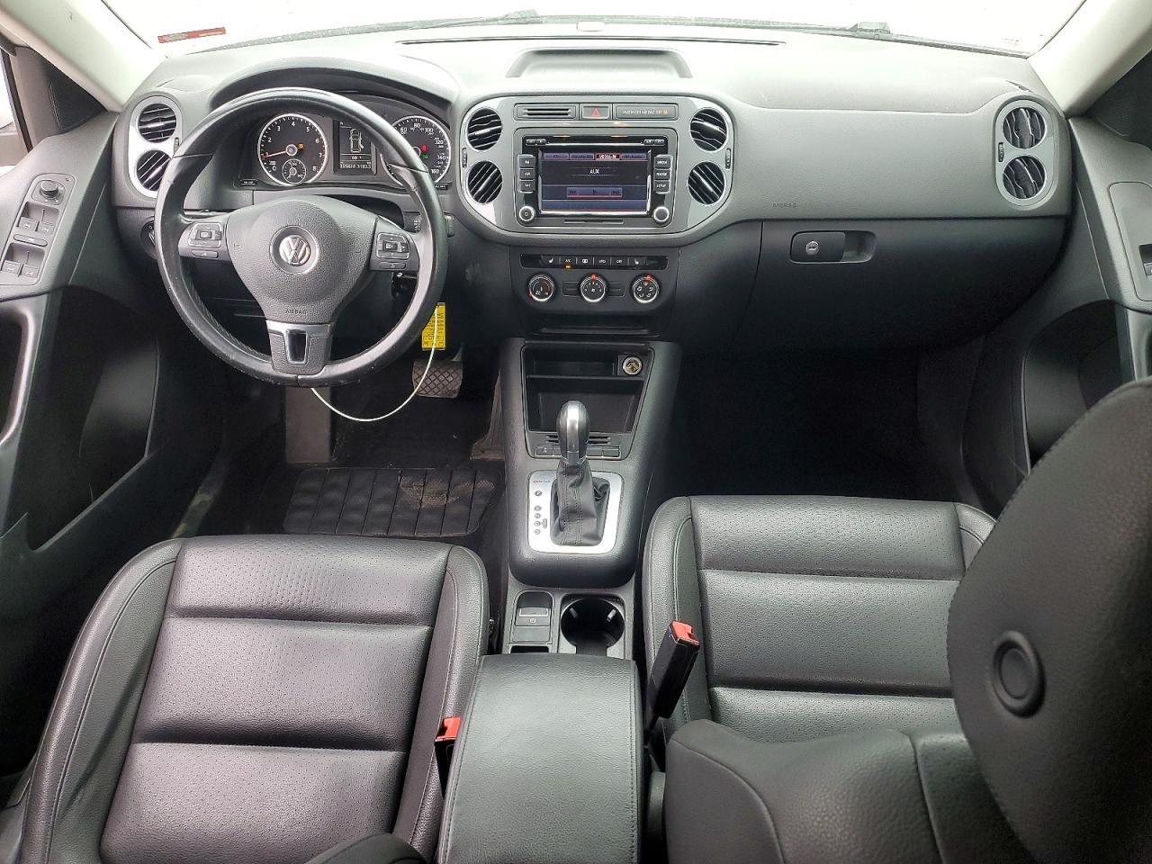 Volkswagen Tiguan S