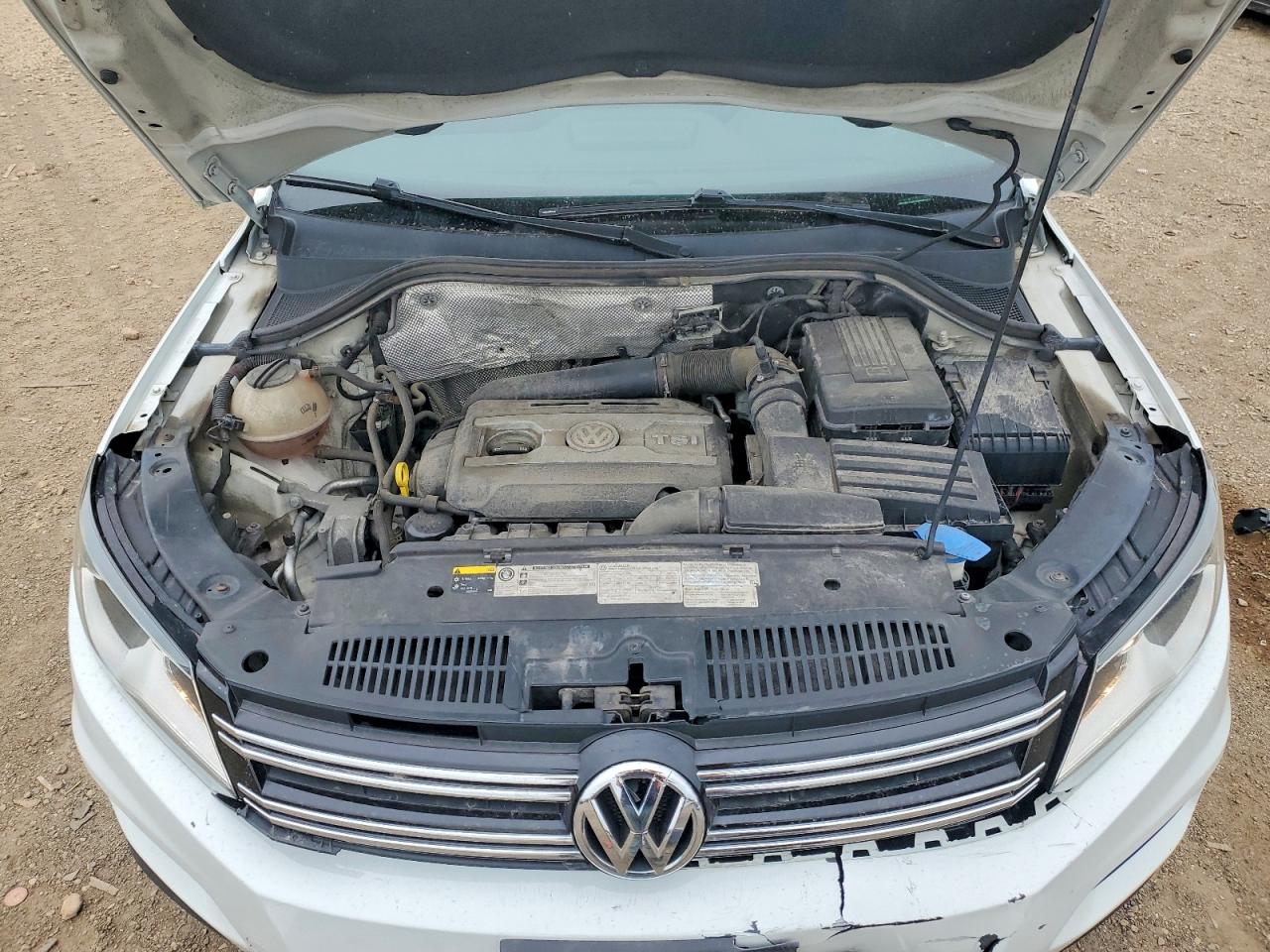 Volkswagen Tiguan S