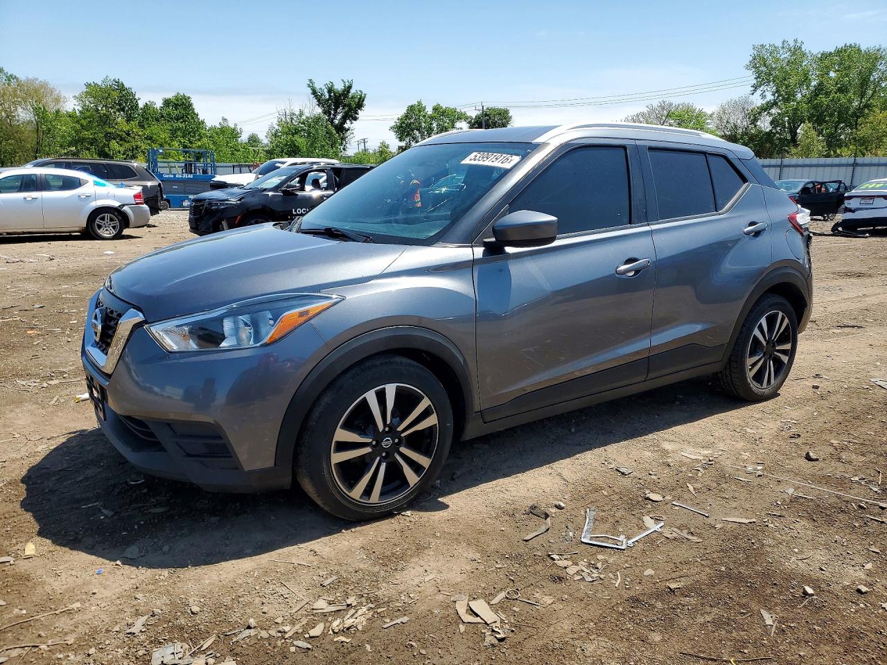 Salvage Nissan Kicks Image
