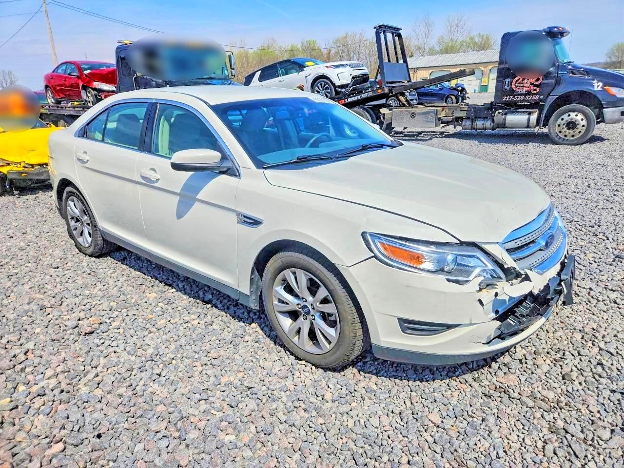 Ford Taurus Sel