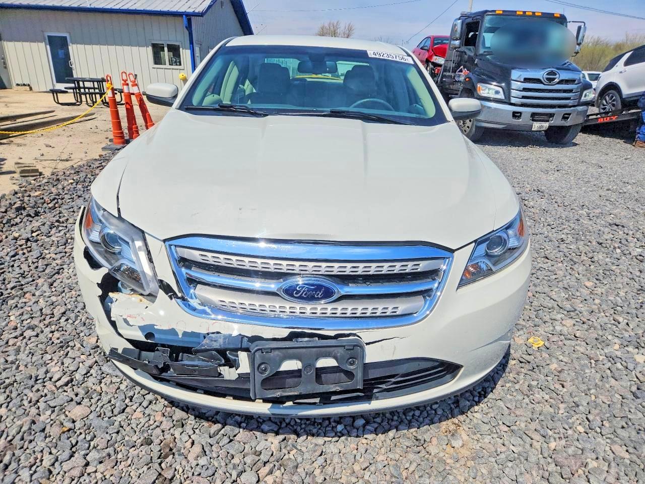 Ford Taurus Sel