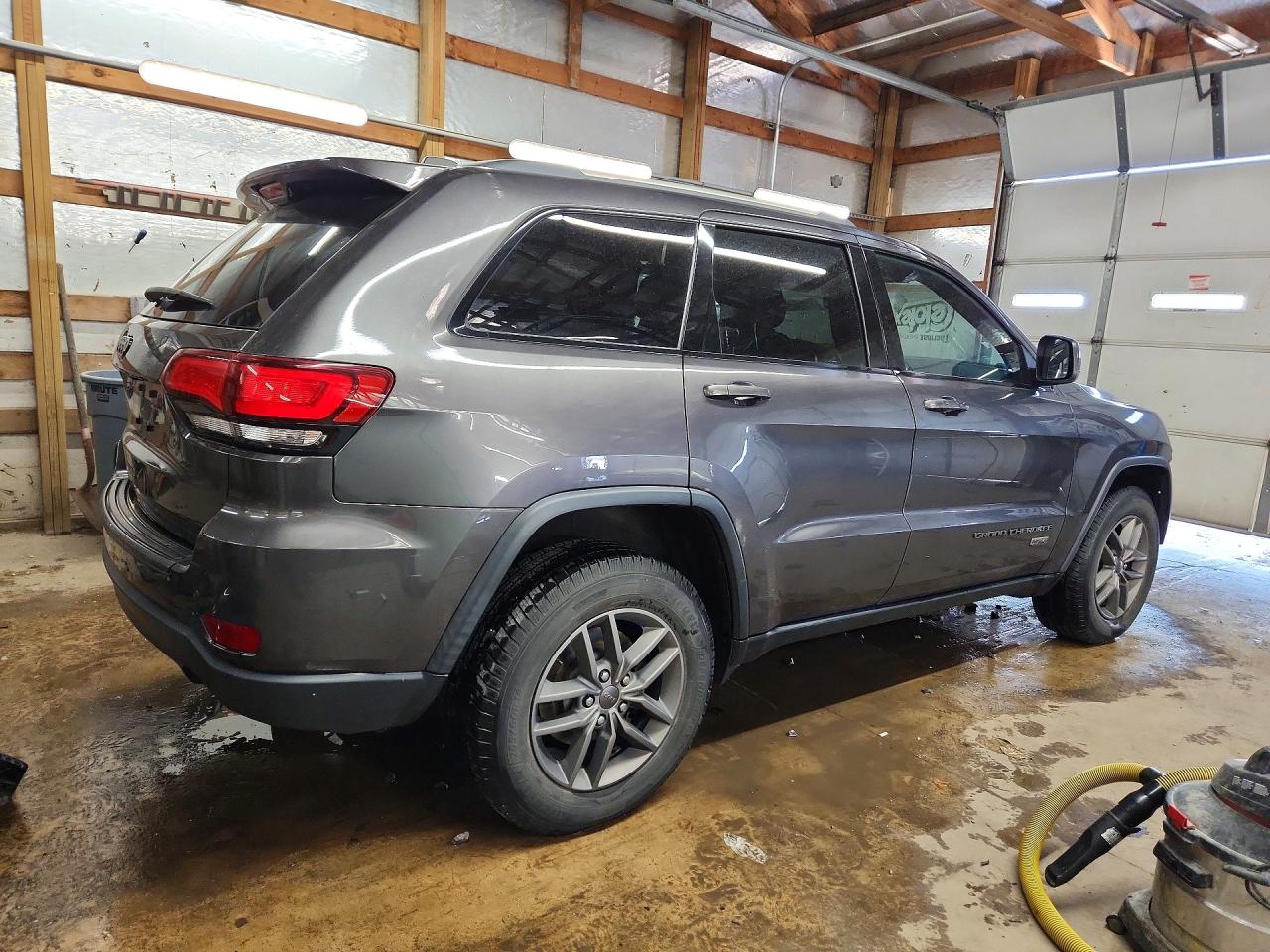 Jeep Grand Cherokee Laredo