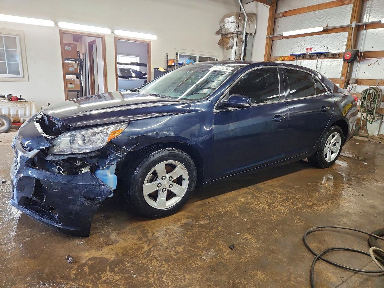 Salvage Chevrolet Malibu Image