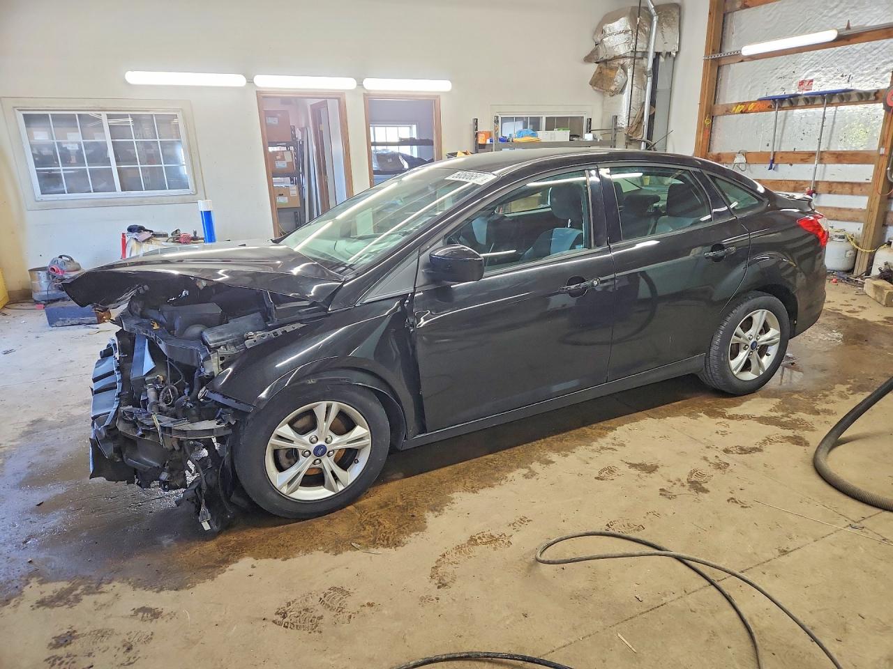 Salvage Ford Focus Image