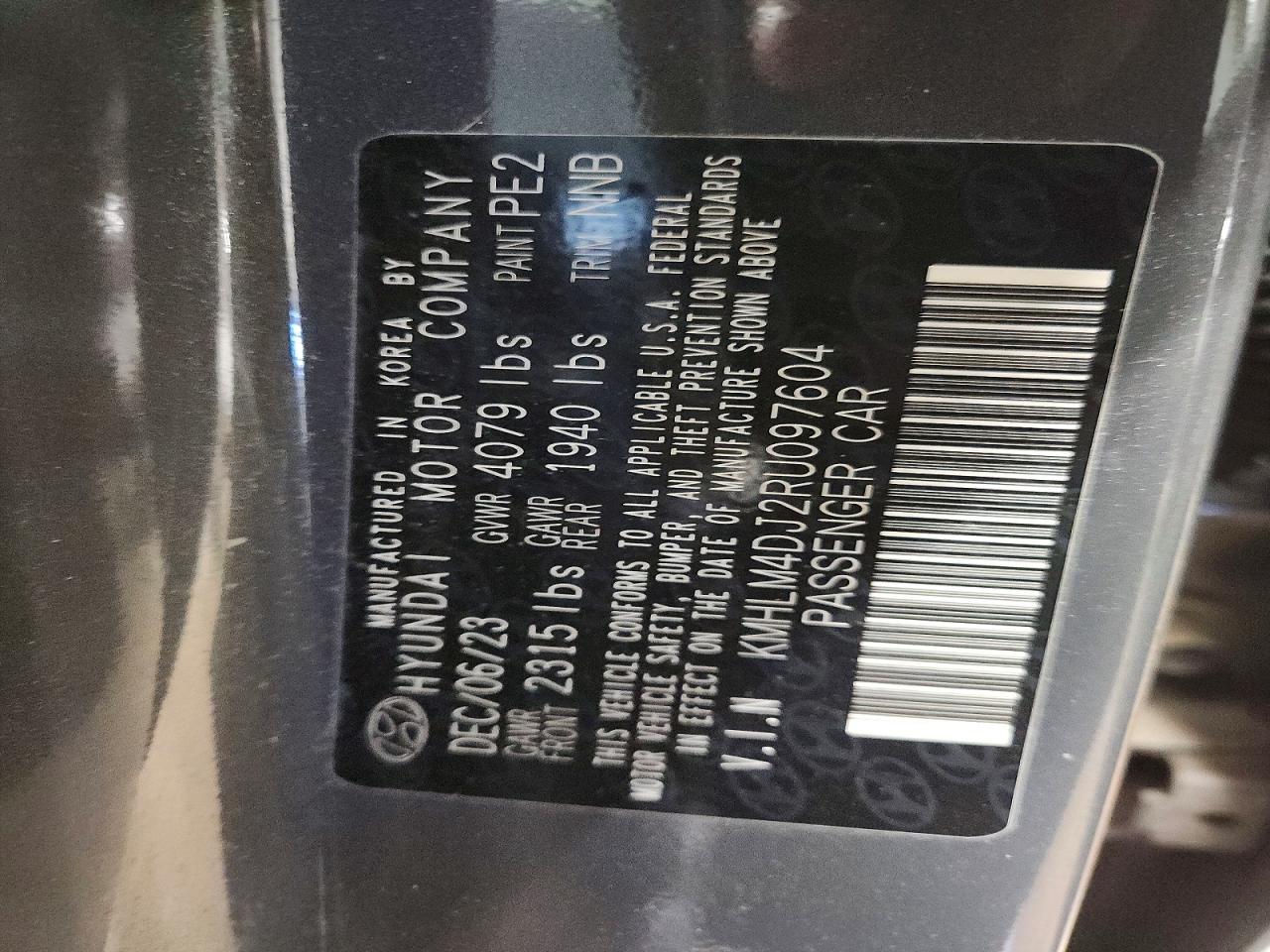 Hyundai ELANTRA Blue