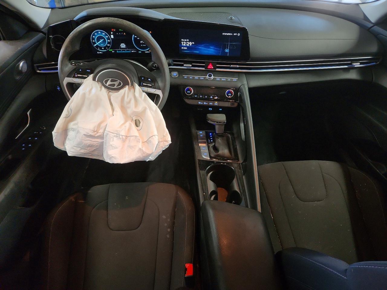 Hyundai ELANTRA Blue