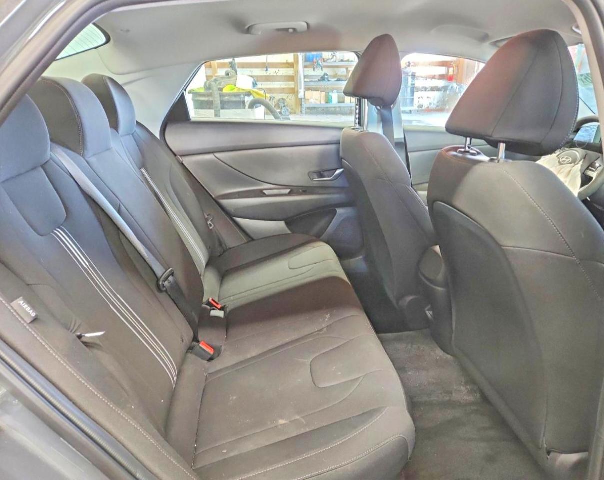 Hyundai ELANTRA Blue