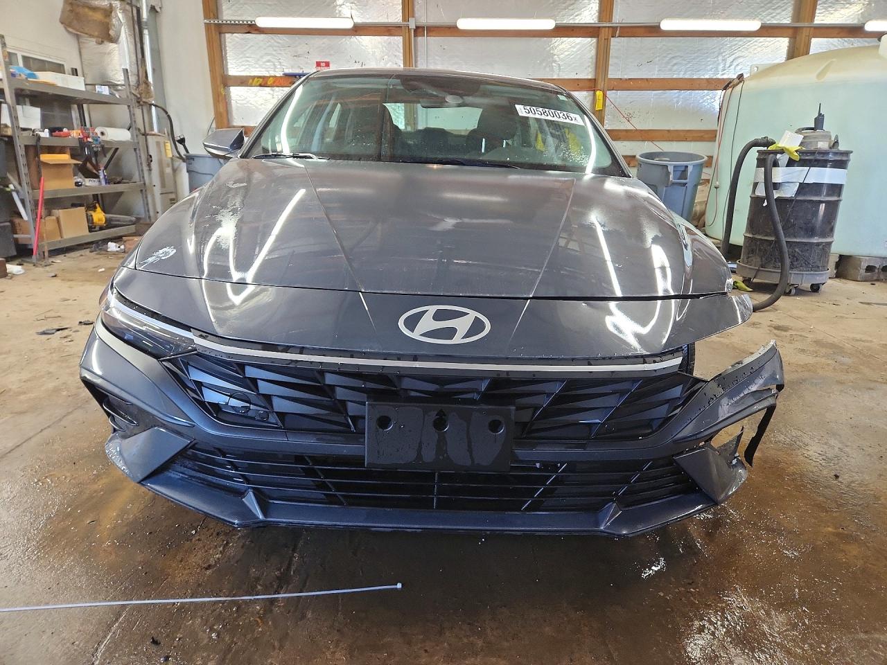 Hyundai ELANTRA Blue