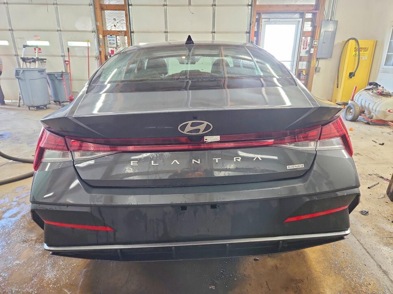 Hyundai ELANTRA Blue