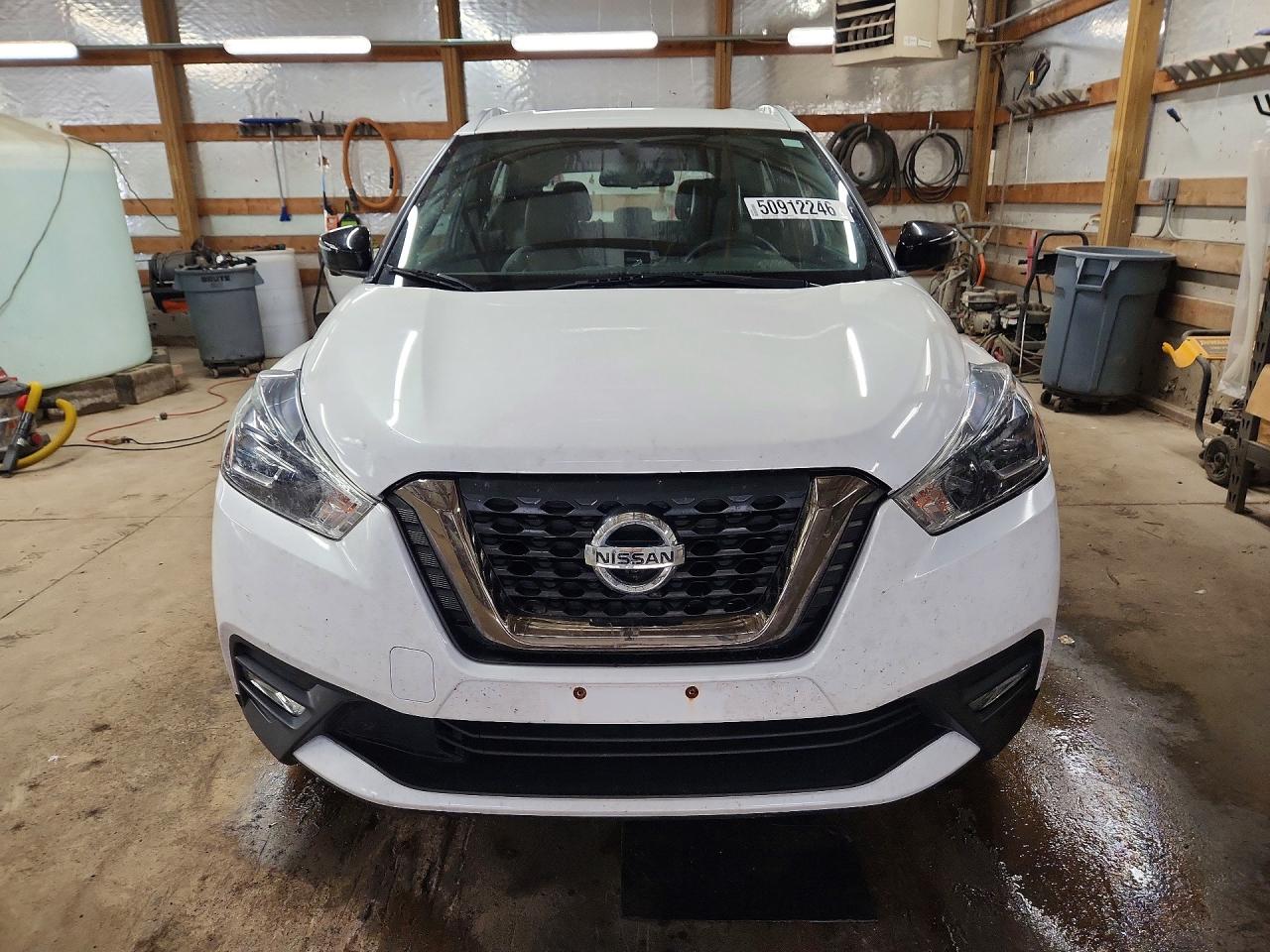 Nissan Kicks Sr