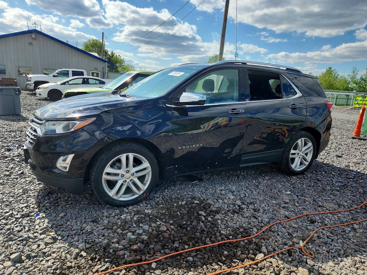 Salvage Chevrolet Equinox Image