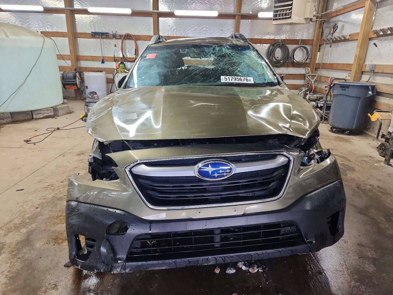 Subaru Legacy Premium
