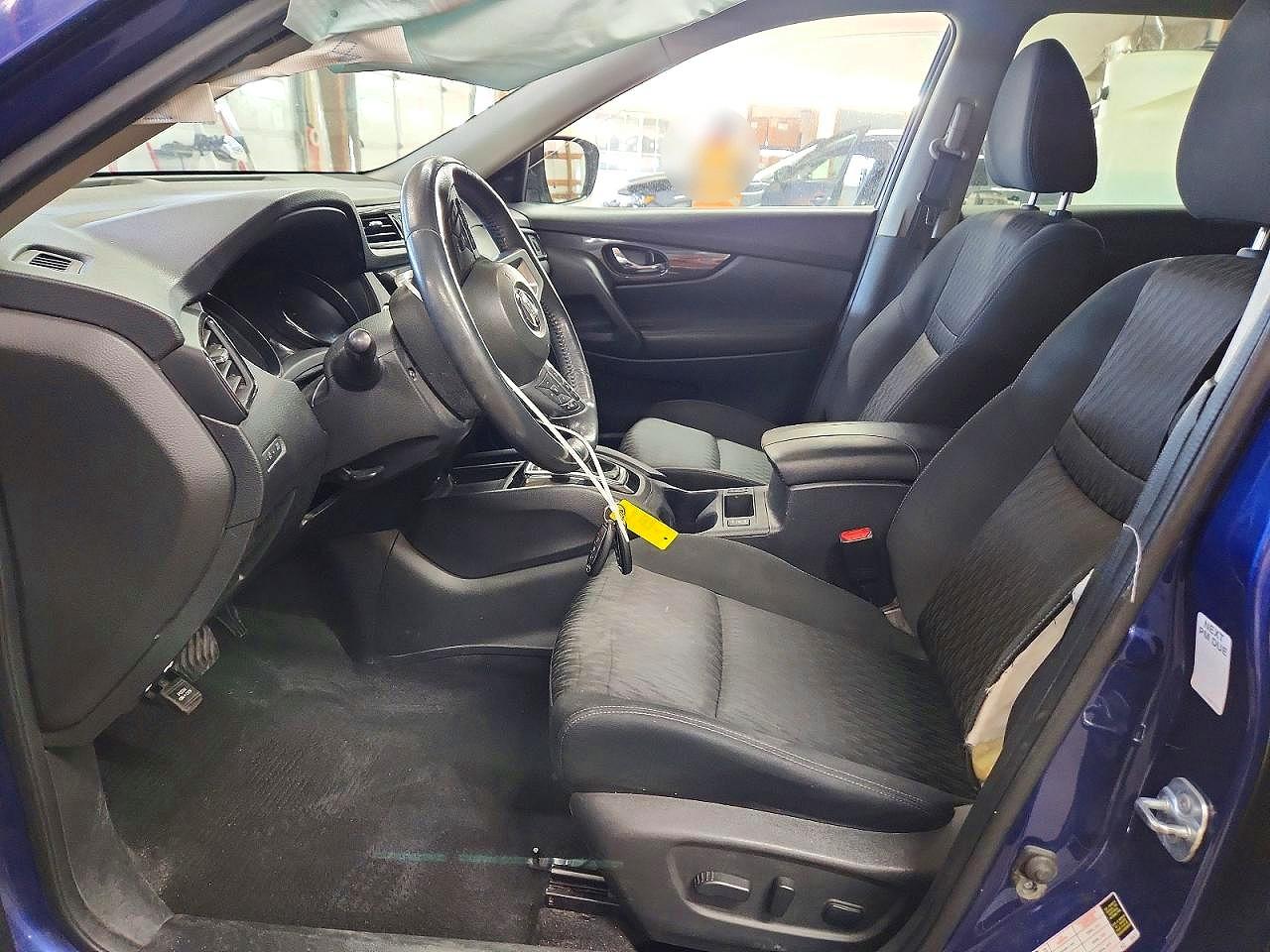 Nissan Rogue Sv