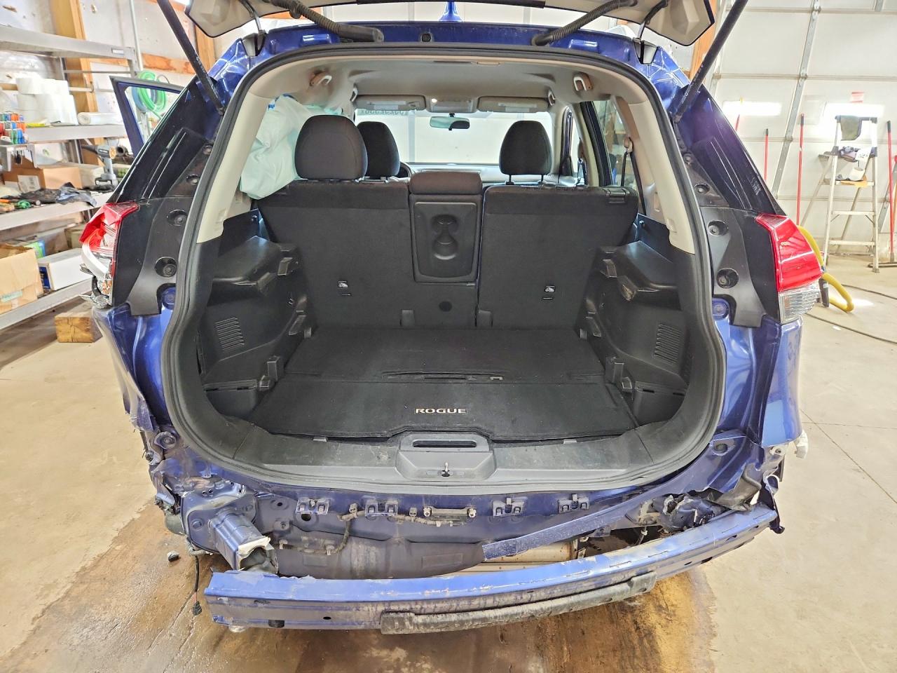 Nissan Rogue Sv