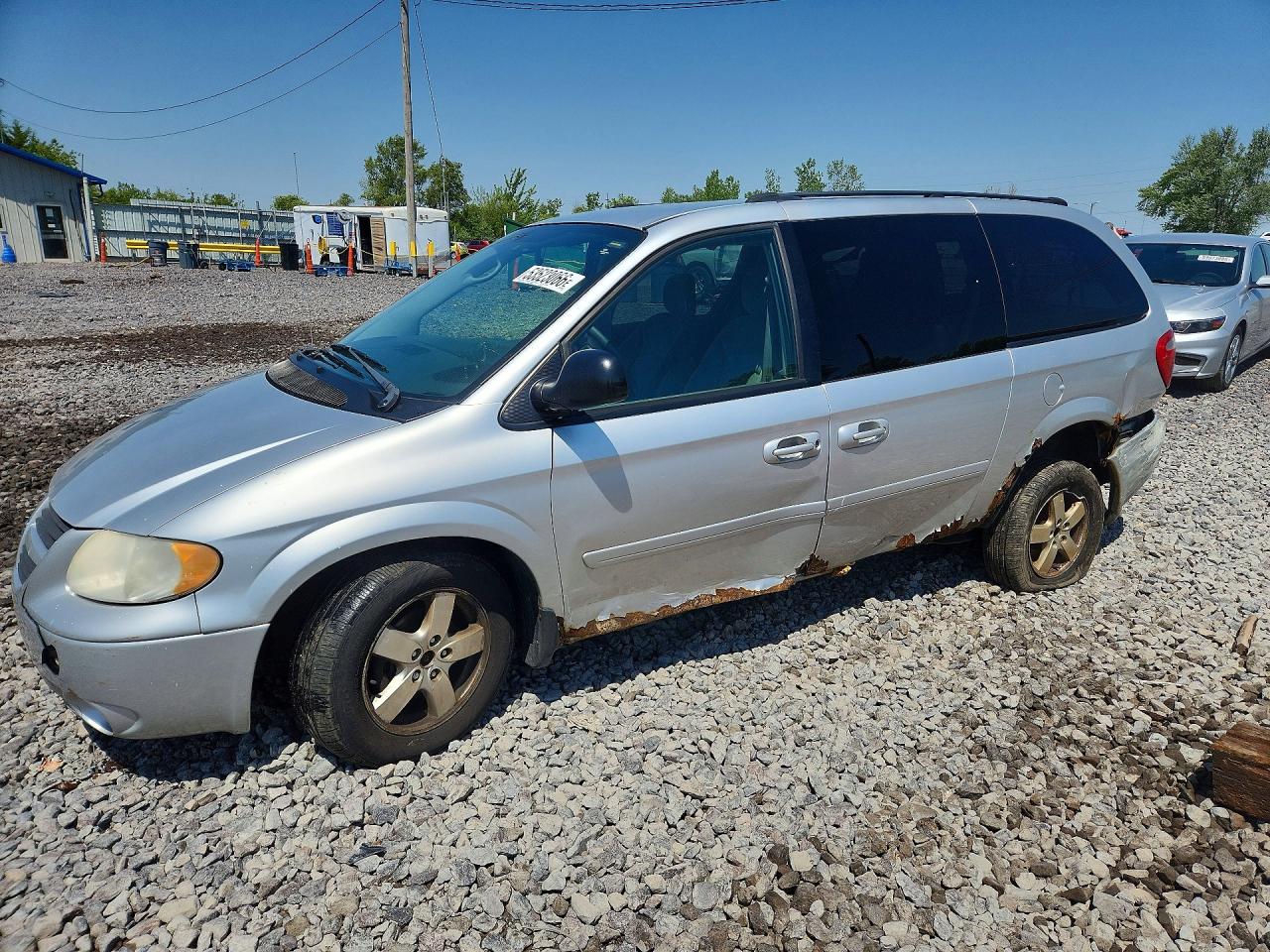 Salvage Dodge Caravan Image