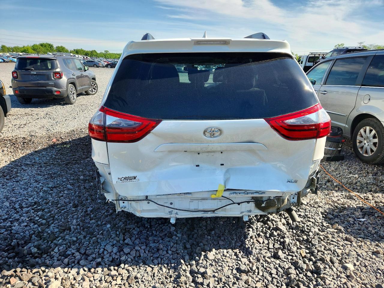 Toyota Sienna Xle 8-passenger