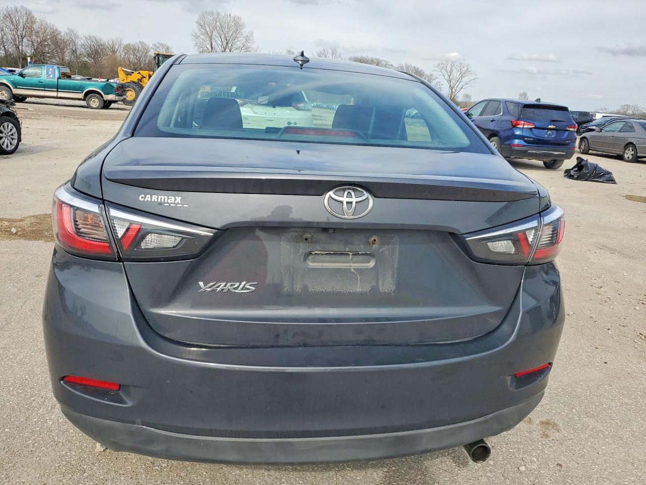 Toyota Yaris Le