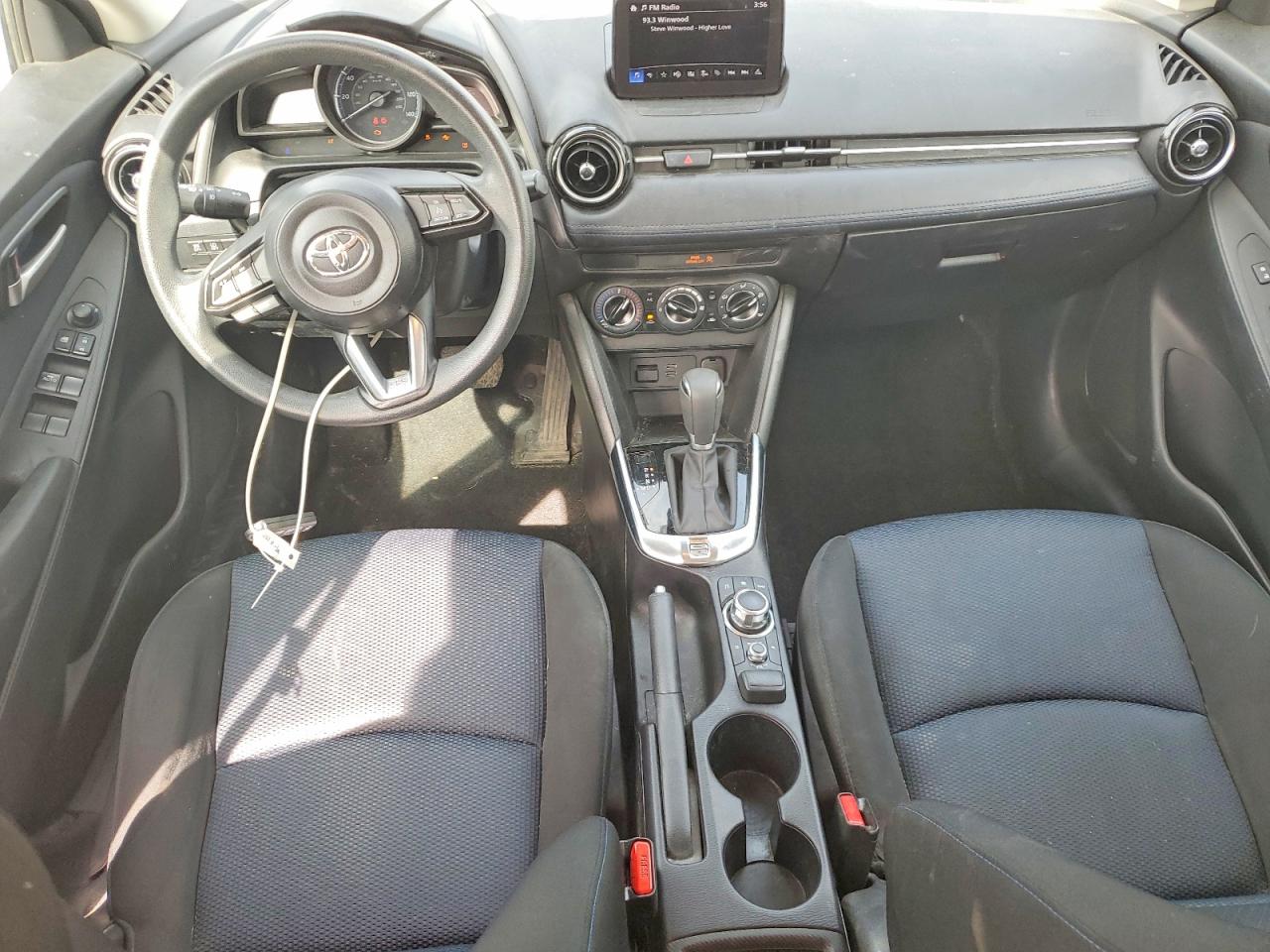 Toyota Yaris Le