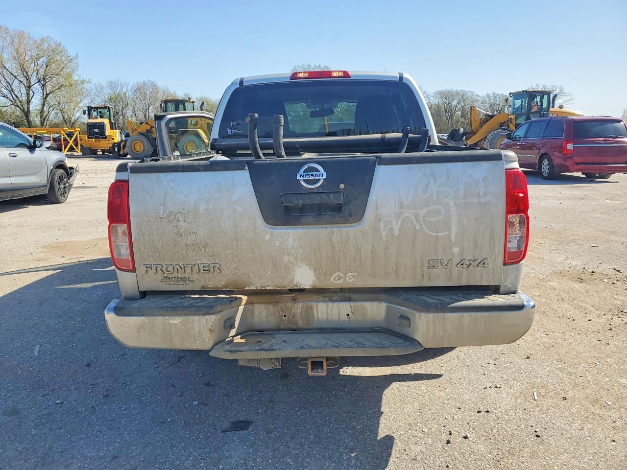 Nissan Frontier S