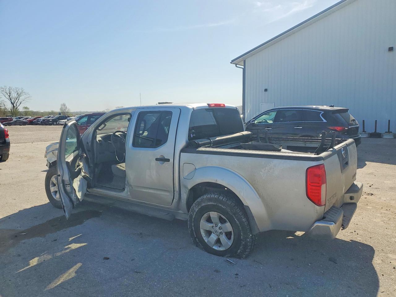 Nissan Frontier S