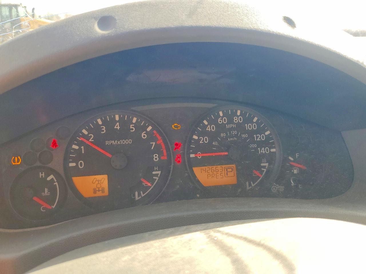 Nissan Frontier S