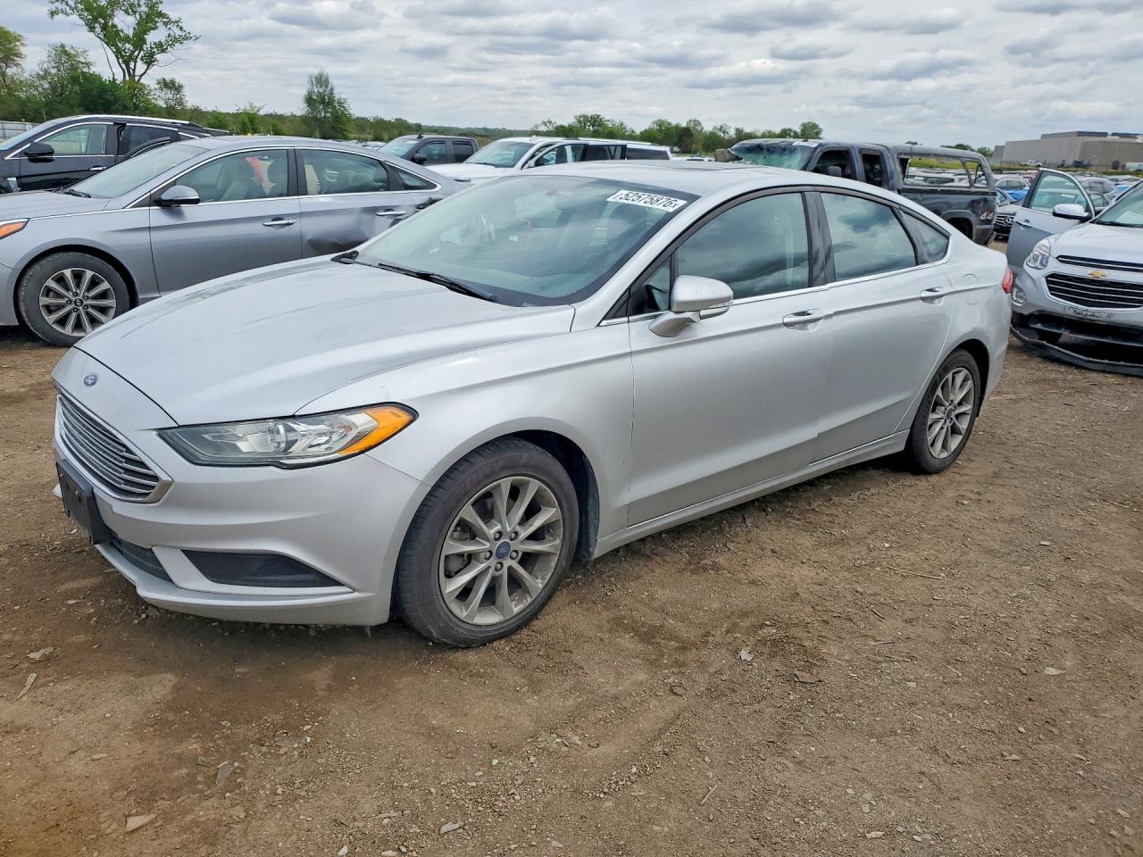Salvage Ford Fusion Image