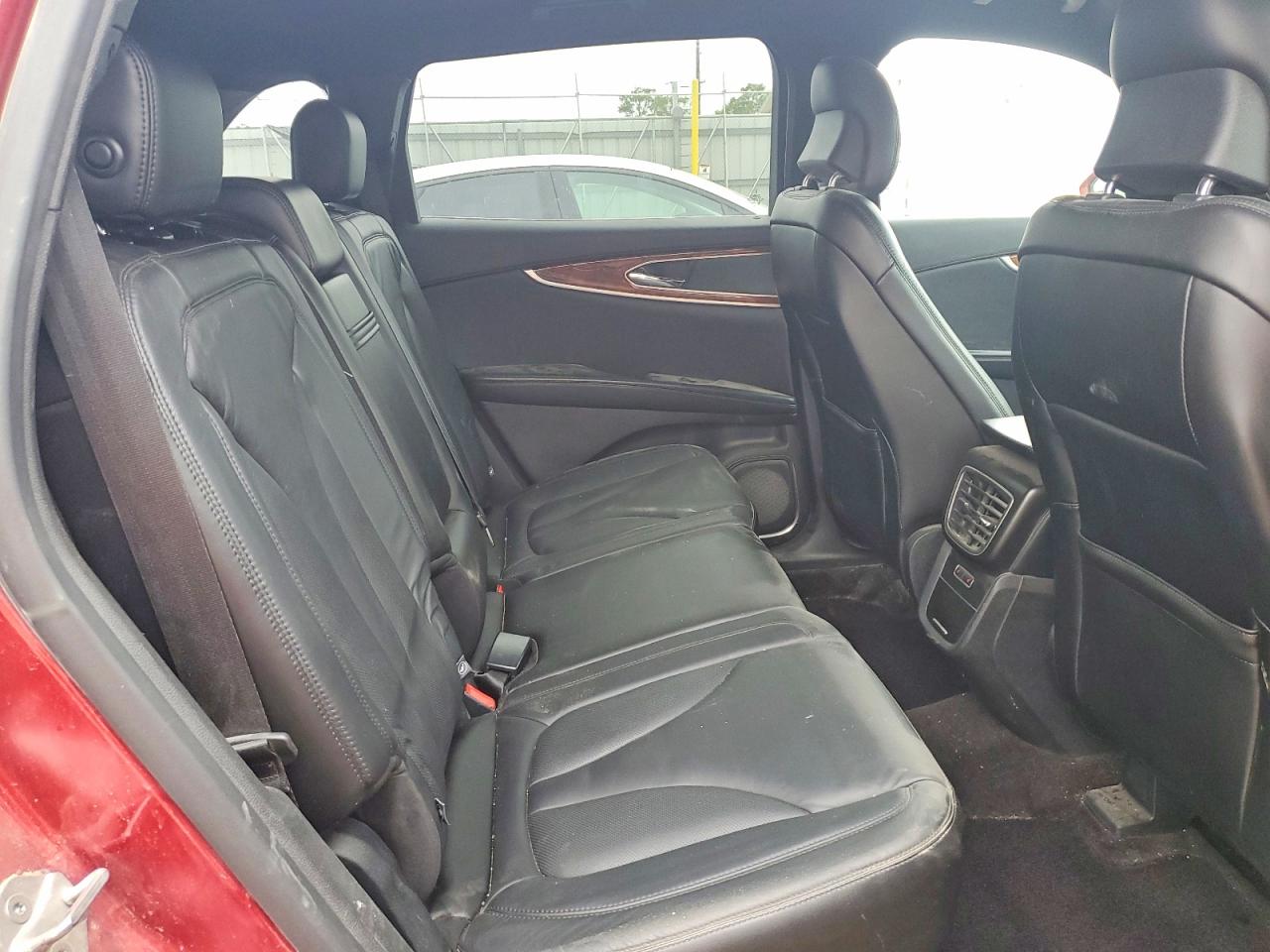 Lincoln MKX Select