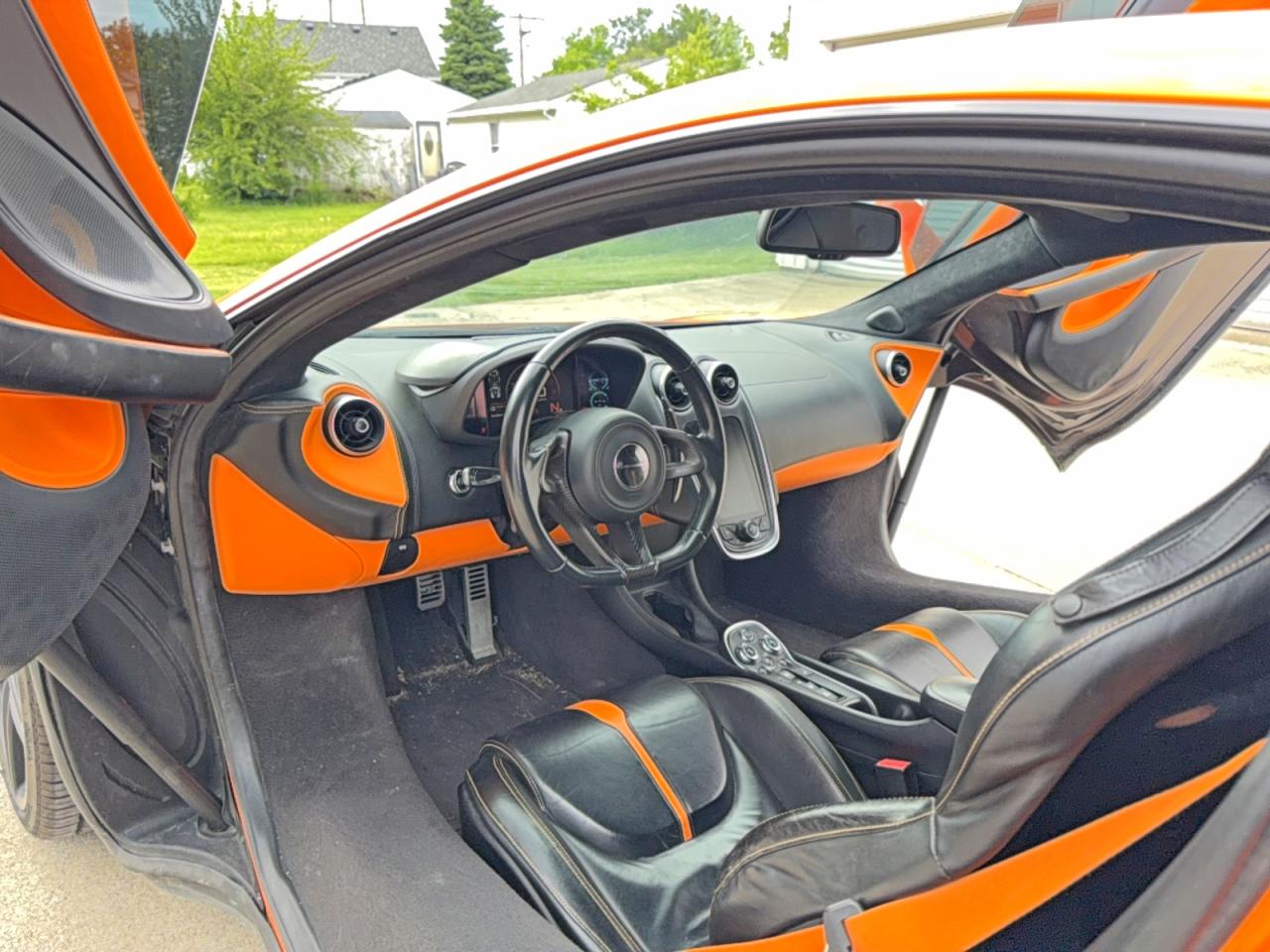 McLaren 570S
