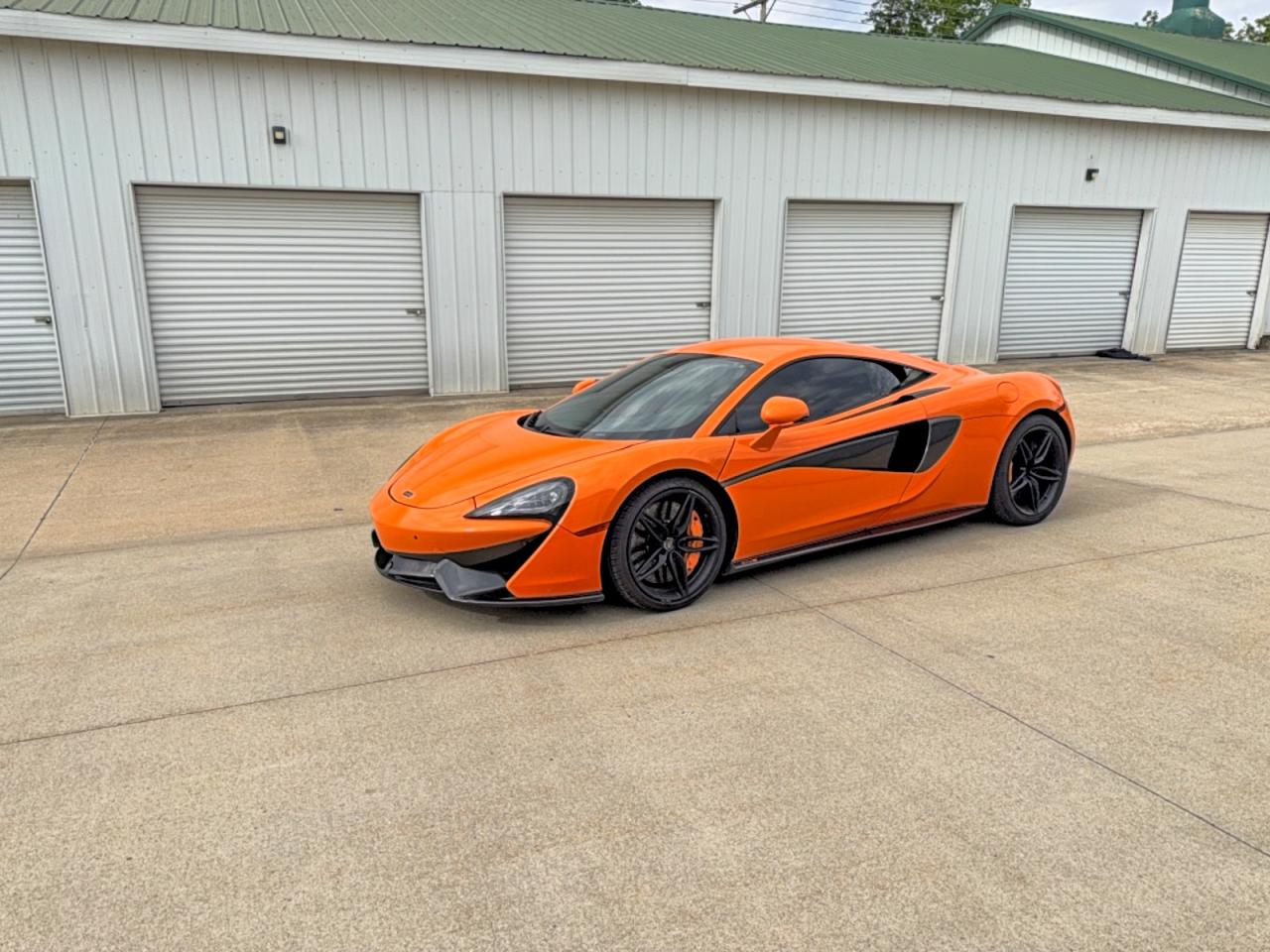 McLaren 570S