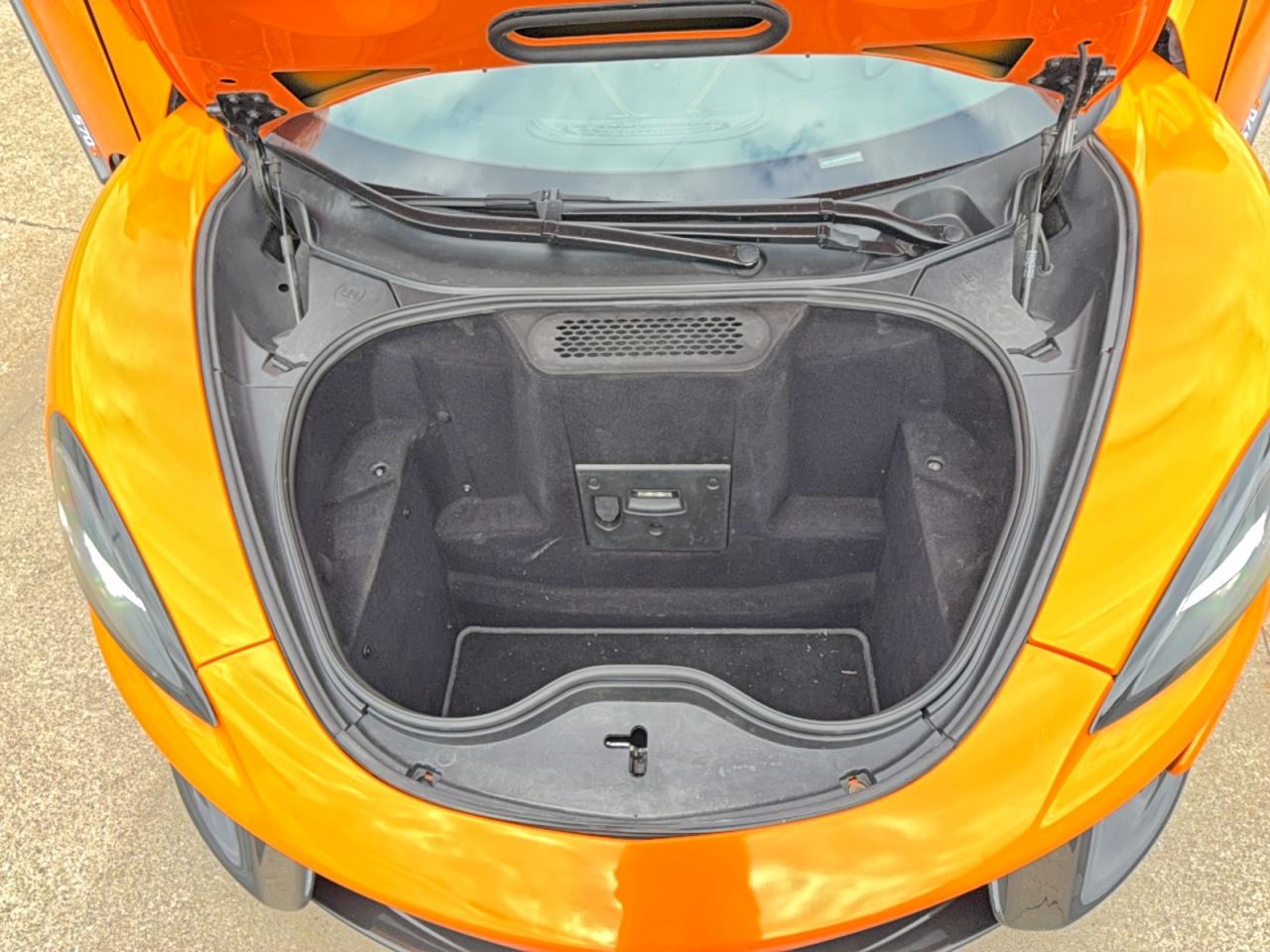 McLaren 570S