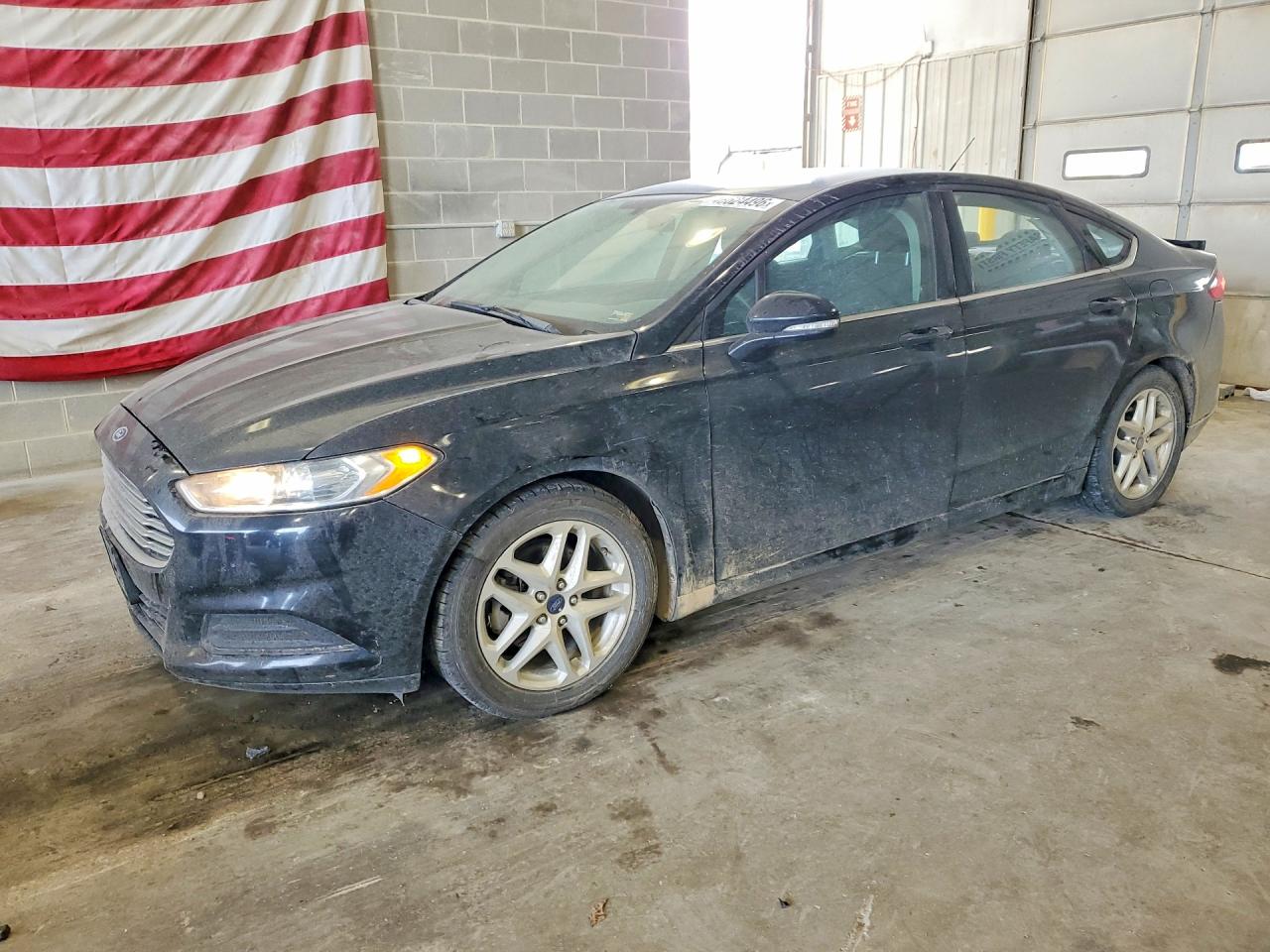 Salvage Ford Fusion Image