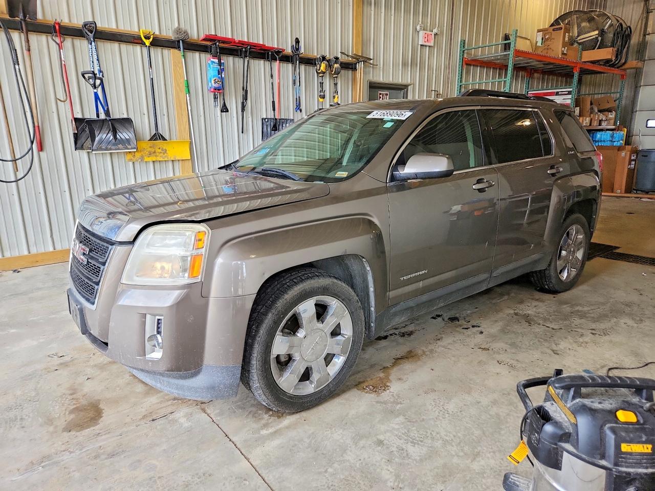 Salvage GMC Terrain Image