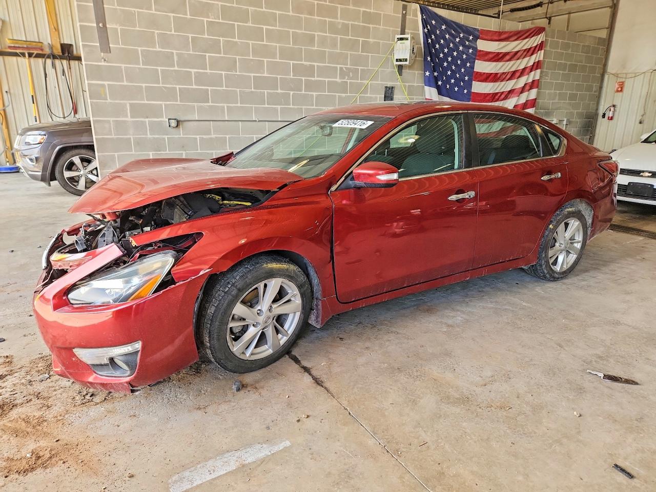 Salvage Nissan Altima Image