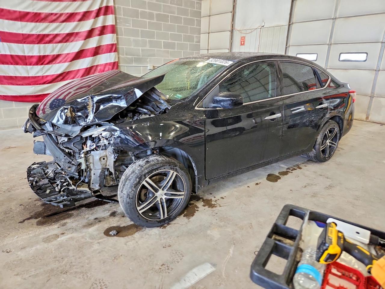 Salvage Nissan Sentra Image