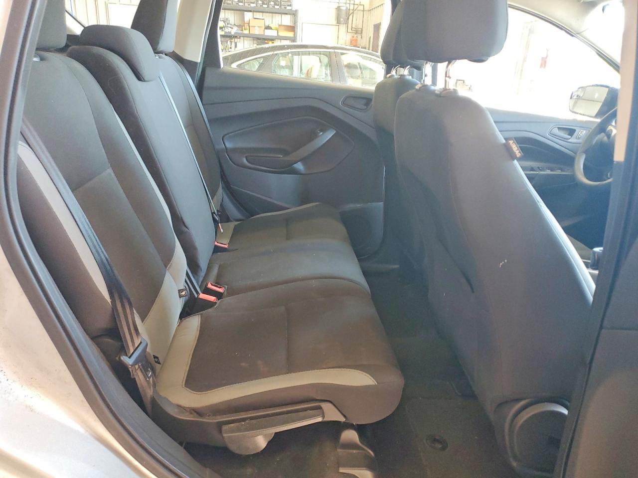 Ford Escape S