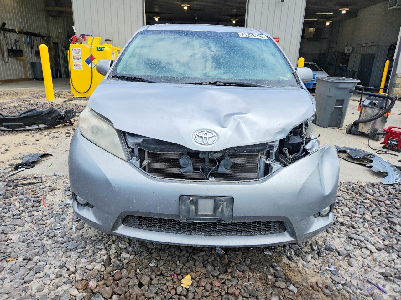 Toyota Sienna Xle Premium 8-passenger