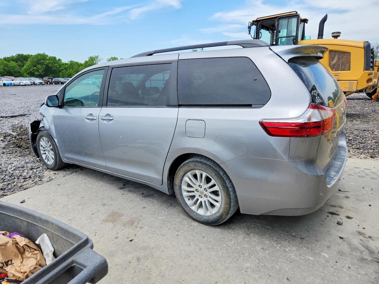 Toyota Sienna Xle Premium 8-passenger
