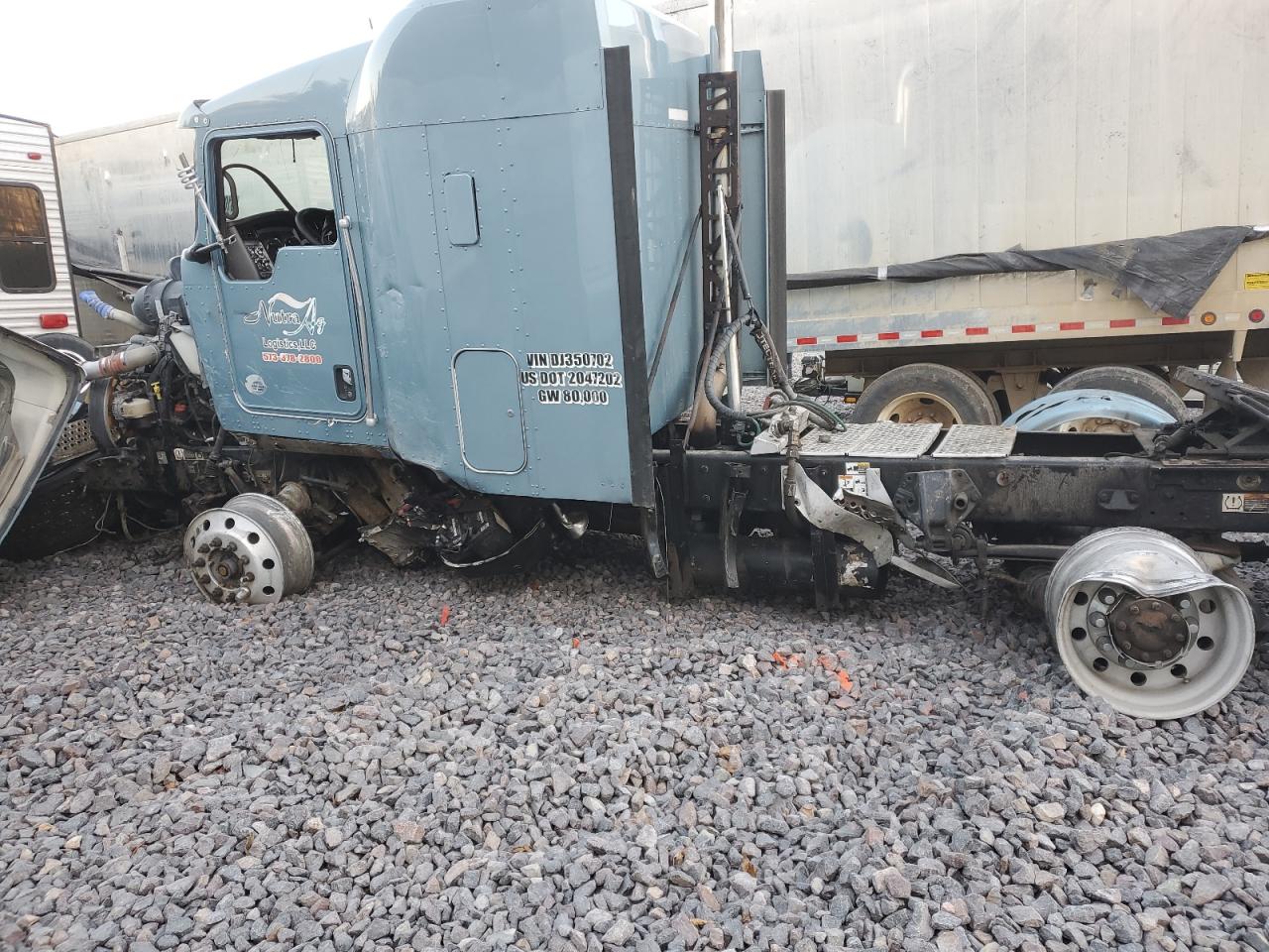 Kenworth T600