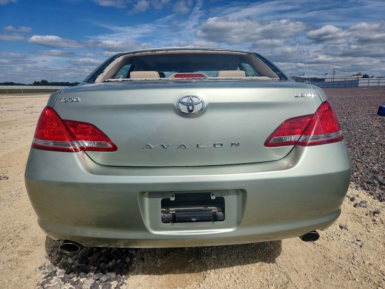 Toyota Avalon Xls