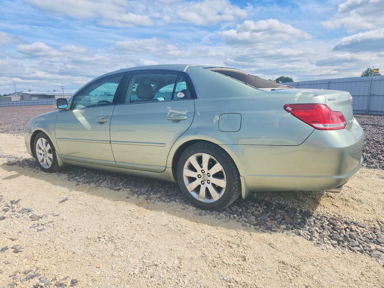 Toyota Avalon Xls