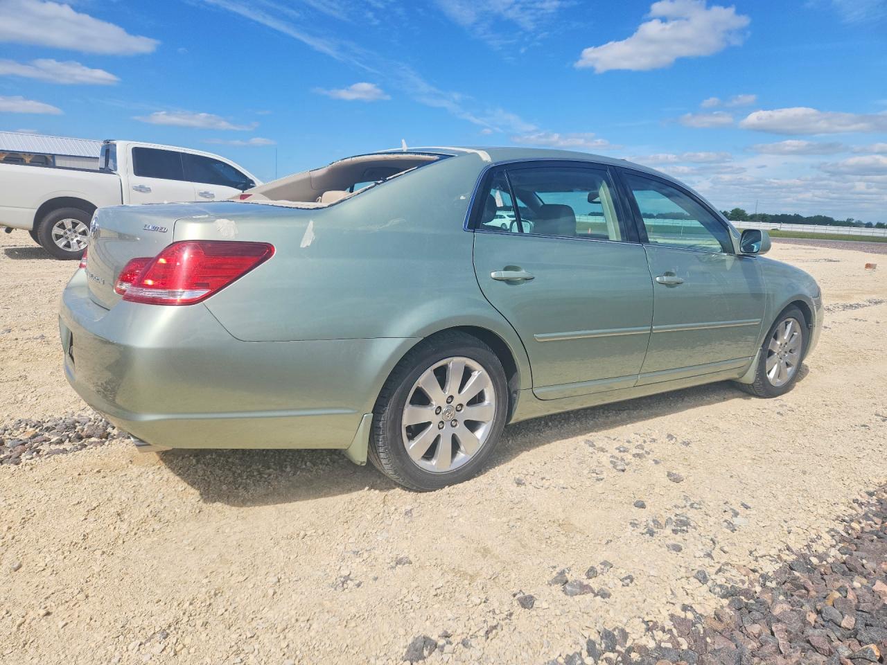 Toyota Avalon Xls