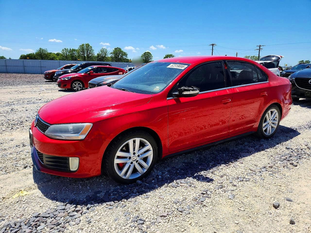 Salvage Volkswagen Jetta Image