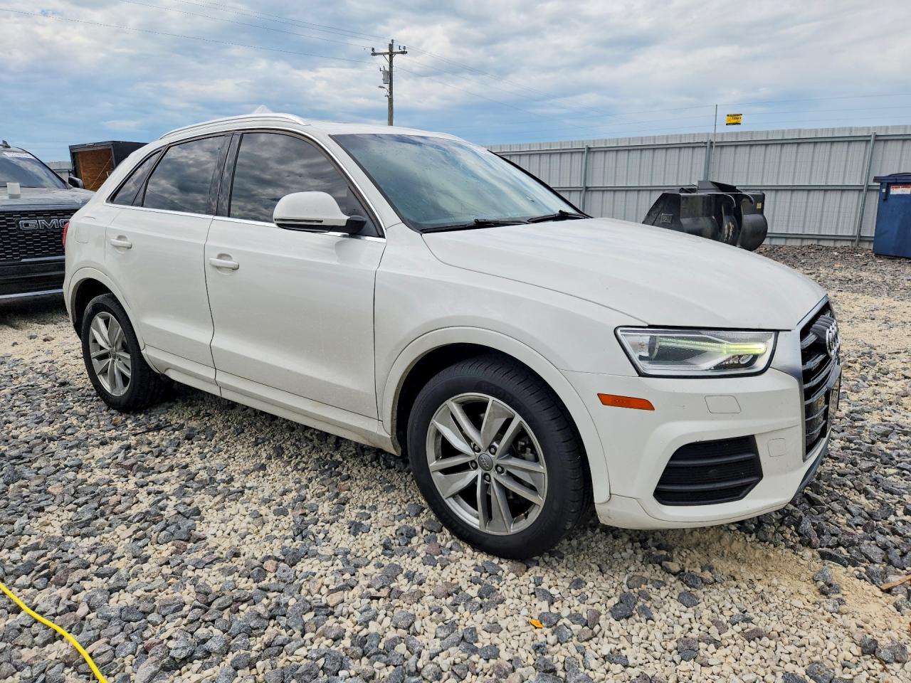 Audi Q3 Premium Plus